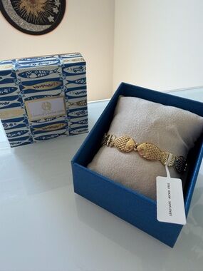 House of Harlow 1960 Gold Fish cuff Bracelet